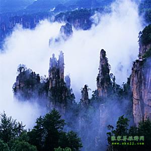 武漢往返：張家界、鳳凰古城、韶山六日游，每周一、周四發(fā)團