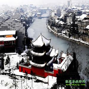 單獨(dú)成團(tuán)P線：（民俗風(fēng)情之旅）張家界、芙蓉鎮(zhèn)、德夯大峽谷、乾州城、鳳凰五日游